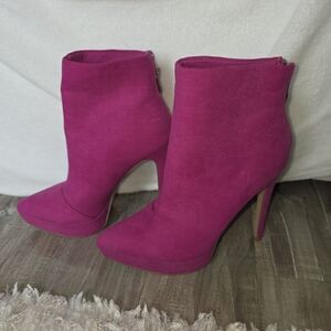 Fuchsia Heeled Ankle Boots